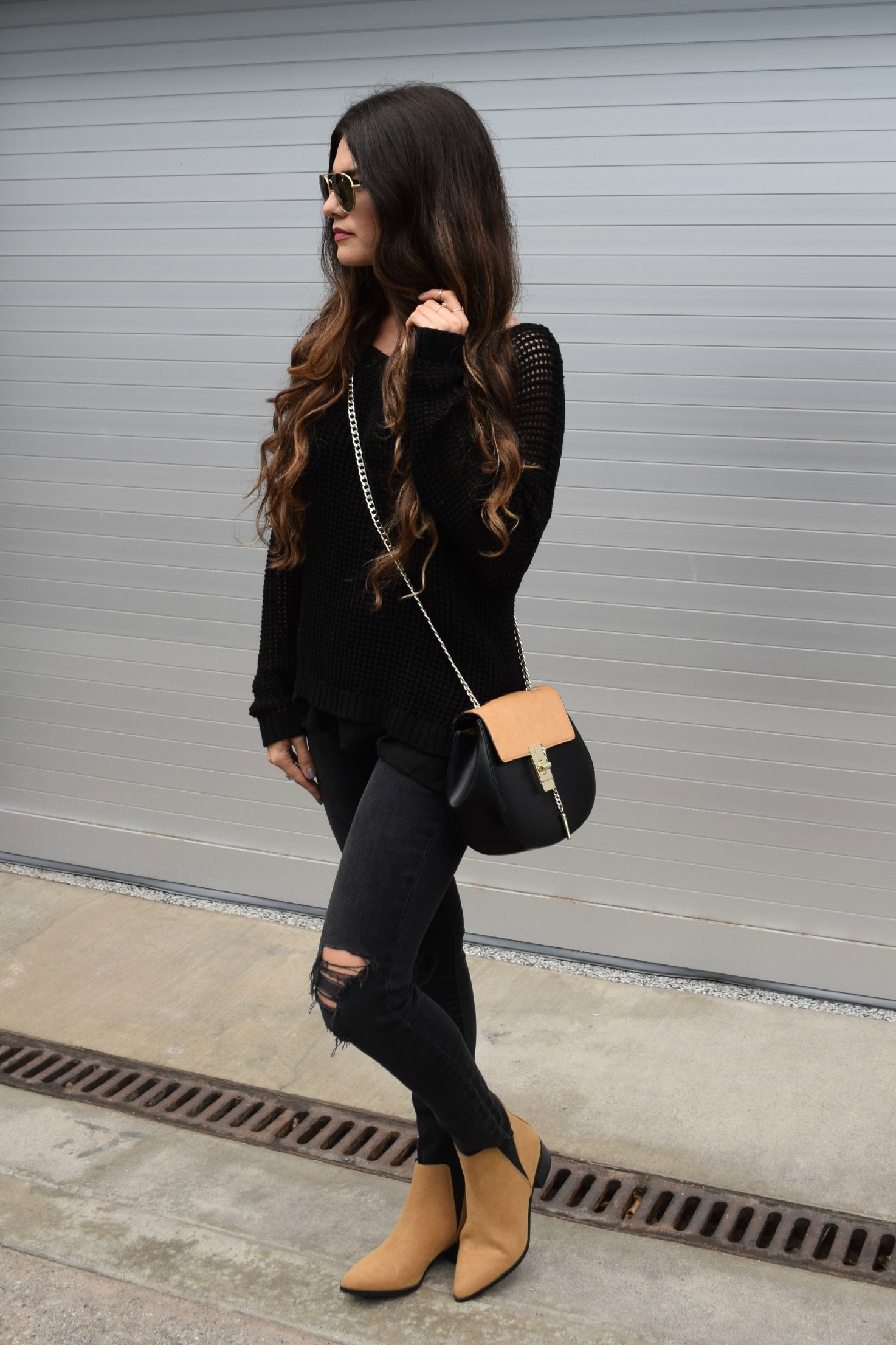 all-black-outfit-girl-about-town-4