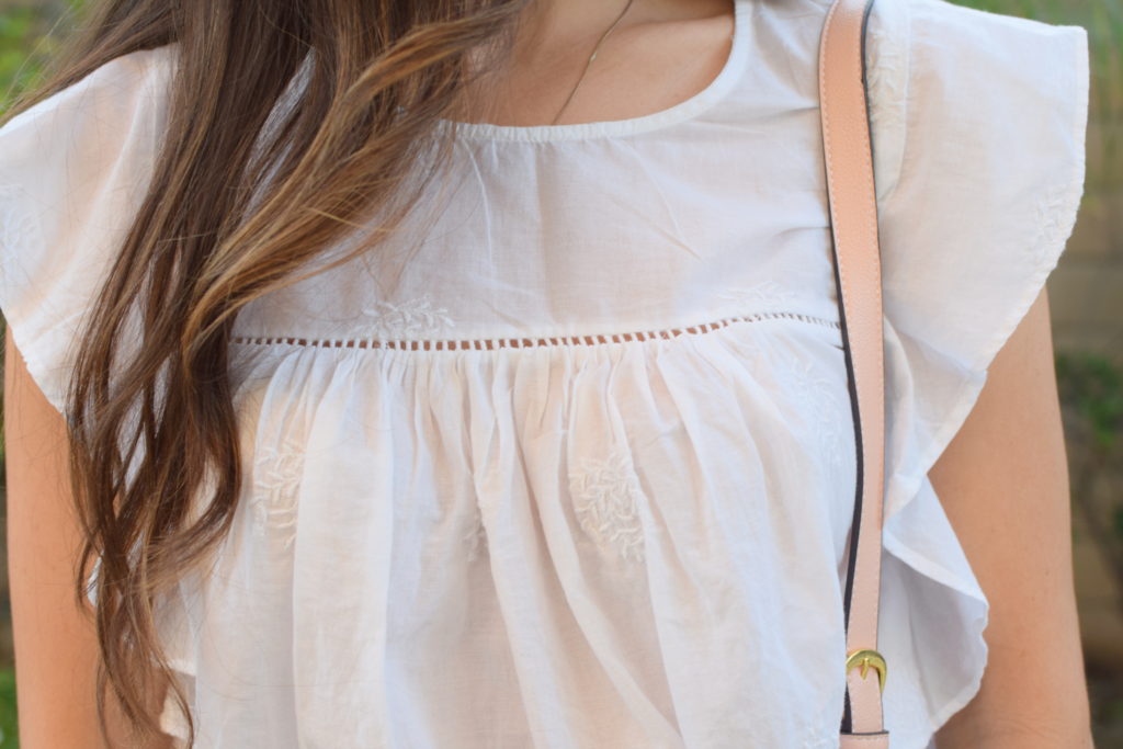 old-navy-ruffle-sleeve-top-girl-about-town-1