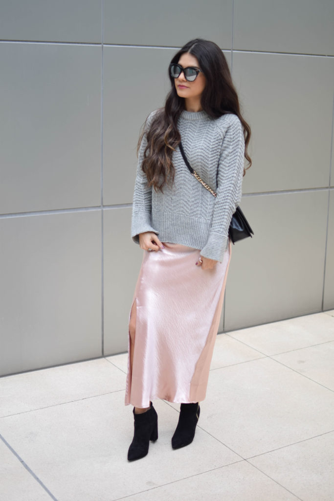 joa-pink-slip-h&m-grey-sweater-2036